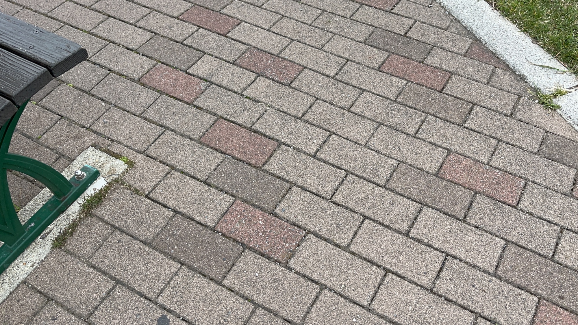 pixta_139536764_M